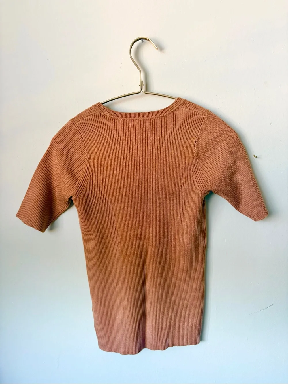 H&M Ribbed Short Sleeve Tee in Rust - Picture 3 of 3